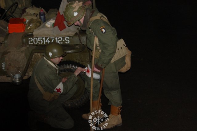 woundedsoldierhealedbyamedic.jpg