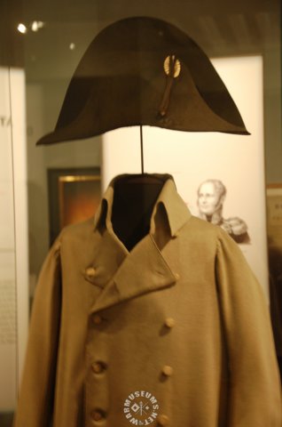 famousnapoleongreycoat.jpg