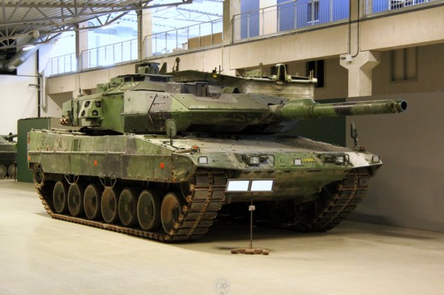 leopard2s.jpg