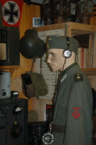 germansoldierradio.jpg