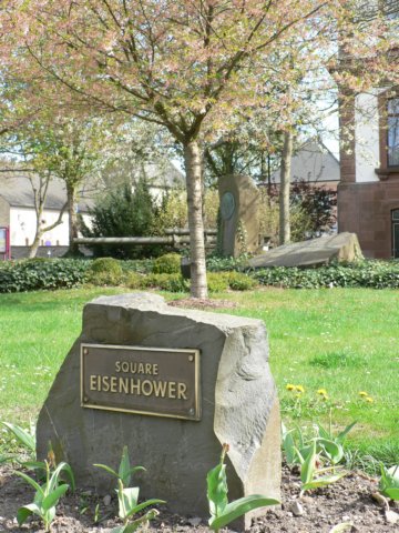 eisenhowersquare.jpg