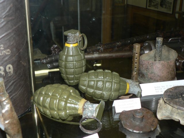 usgrenades.jpg