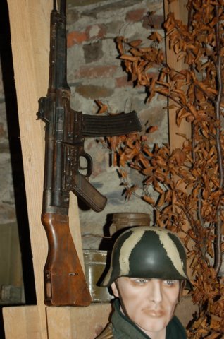 germanmp44sturmgewehrstg44submachinegun.jpg