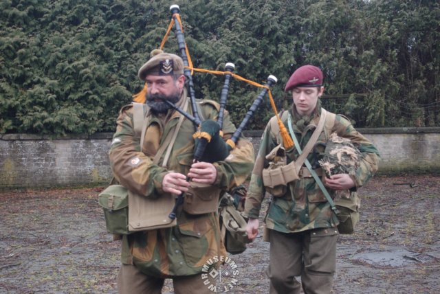 britishsoldierwithbagpipes.jpg