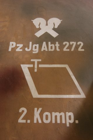 hetzersunitmarkings.jpg