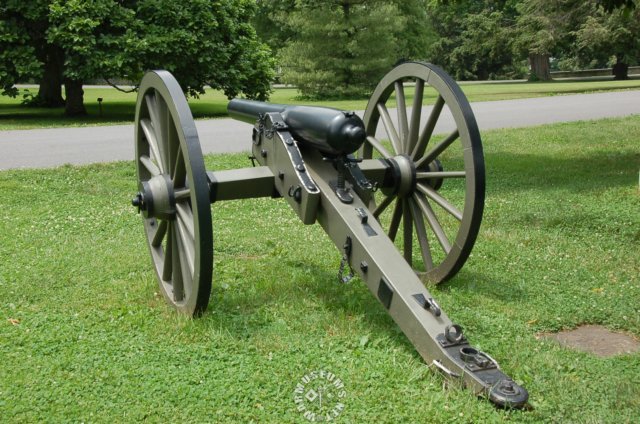 cannonbelongingtotheadjacentnationalmilitarycemetery.jpg