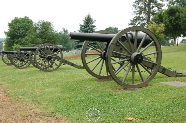 cannons2.jpg