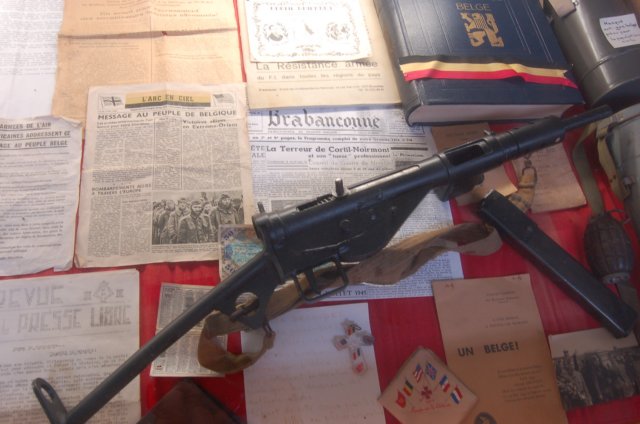 britishstensubmachinegun.jpg