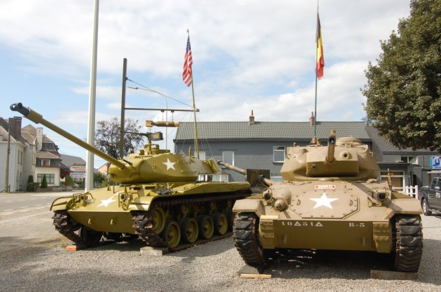 m41bulldogandm24chaffeefrontview.jpg