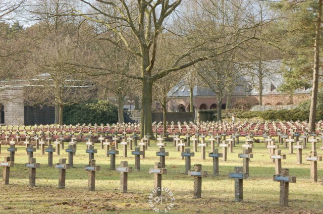 graveswithmemorialandcemeteryentrance.jpg