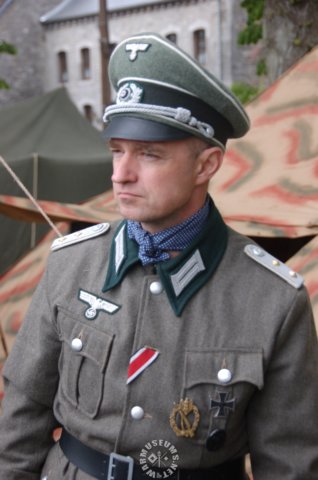 germanofficer3.jpg