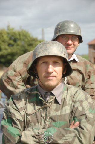 germanofficerandsoldier.jpg