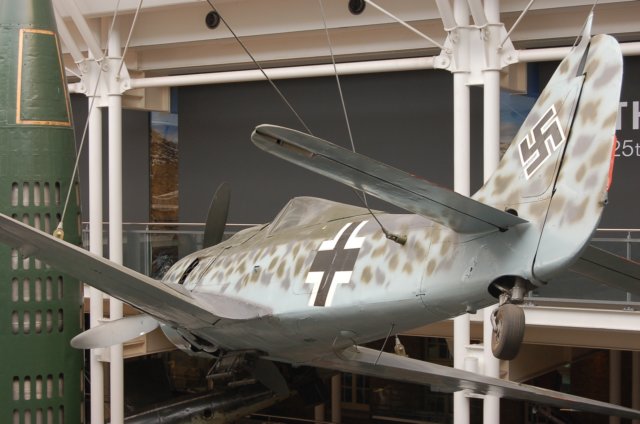 fw190aleftrearview.jpg