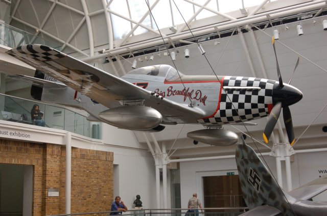 p51drightsideview.jpg