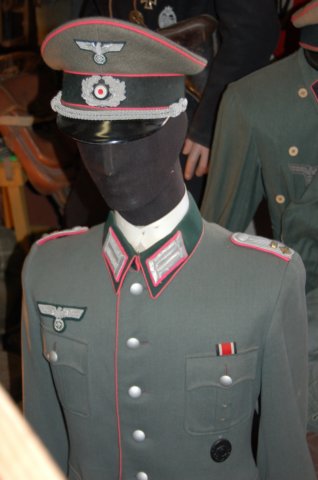 germanofficer3.jpg