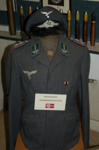 luftwaffepublicserviceuniform.jpg