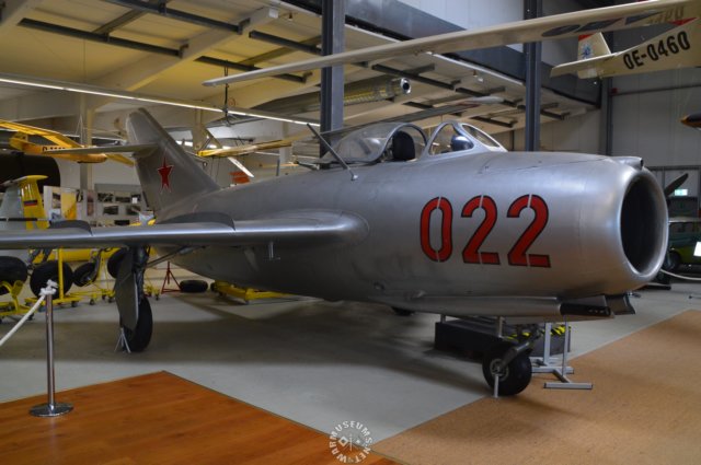 mig152.jpg