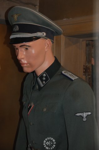 germanofficer4.jpg