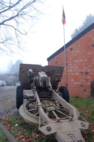 british25poundergunrearview.jpg