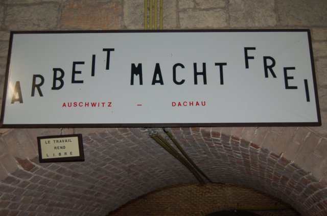 arbeitmachtfrei.jpg