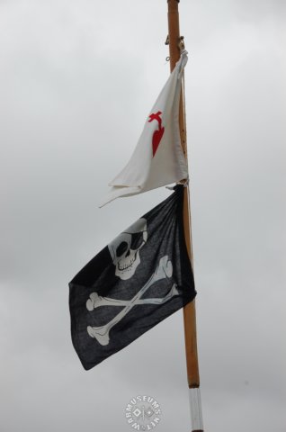 pirateflag.jpg