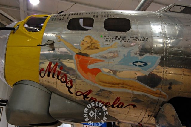 b17noseart.jpg