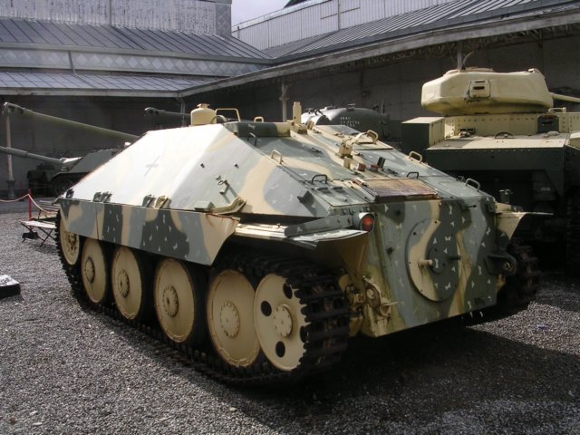 jagdpanzerhetzerrearview.jpg