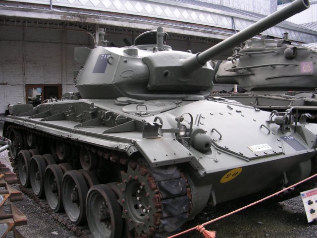 m24chaffeerightview.jpg