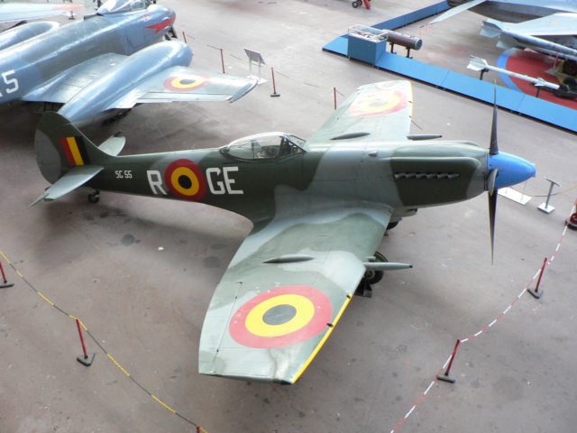 spitfiretoprightview.jpg