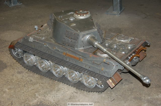 kingtigerscalemodel4000.jpg