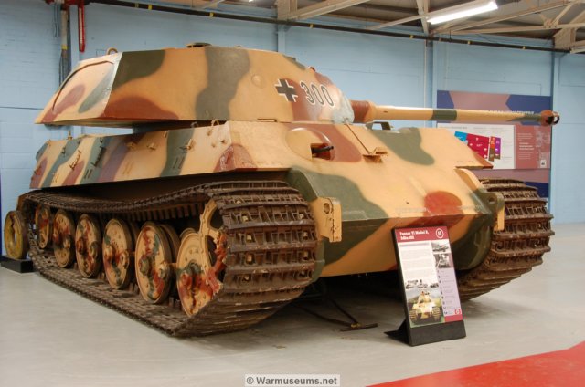 kingtigerwithporscheturret.jpg