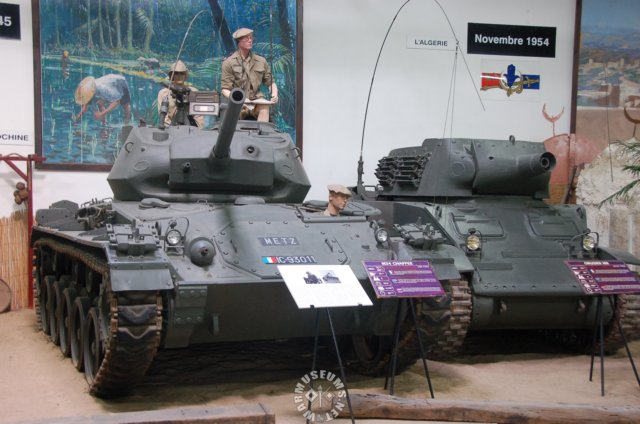 m24chaffeeandcruiserm8.jpg