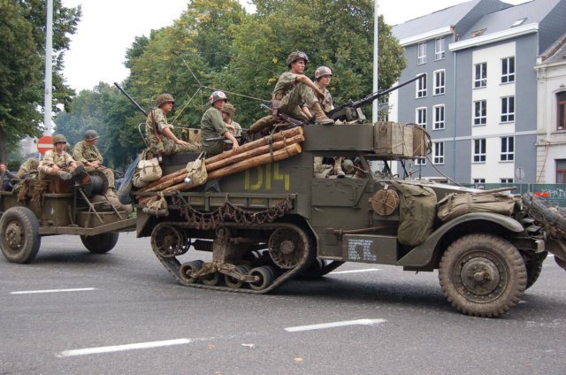 halftrack4.jpg