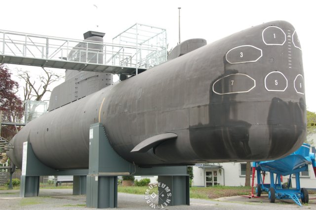 u9submarine2.jpg