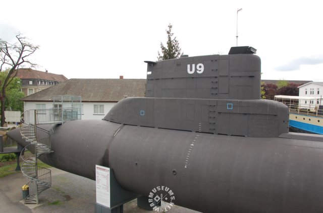 u9submarine3.jpg