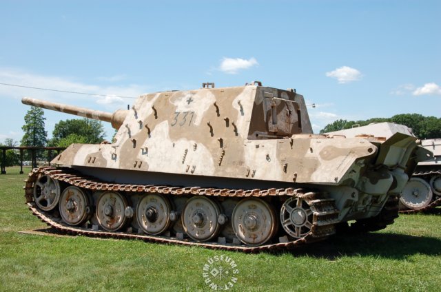 jagdtiger3.jpg