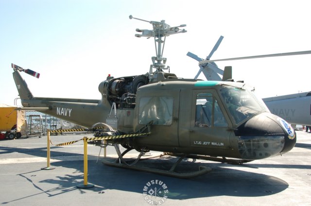 uh1hueygunship.jpg