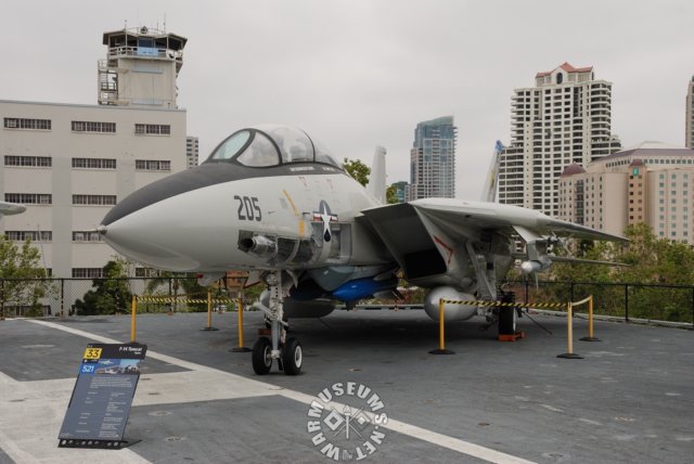 f14tomcatleftfrontview.jpg