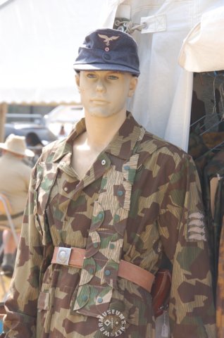 luftwaffeuniform.jpg