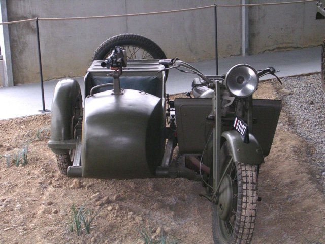 frenchsidecarfrontview.jpg