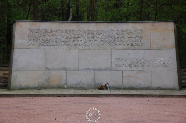 memorialofthevictimsofalliedbombings.jpg
