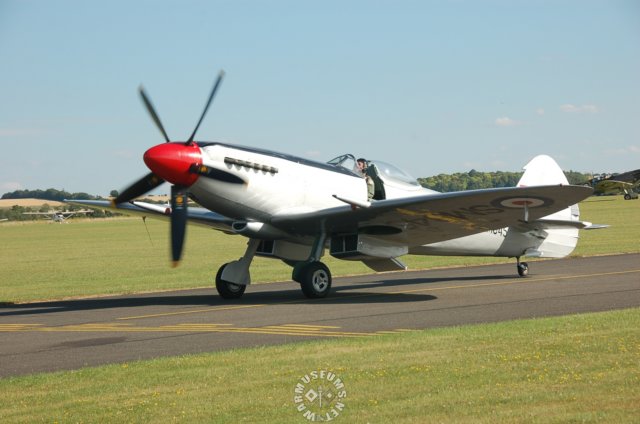 spitfiremkxviii3.jpg