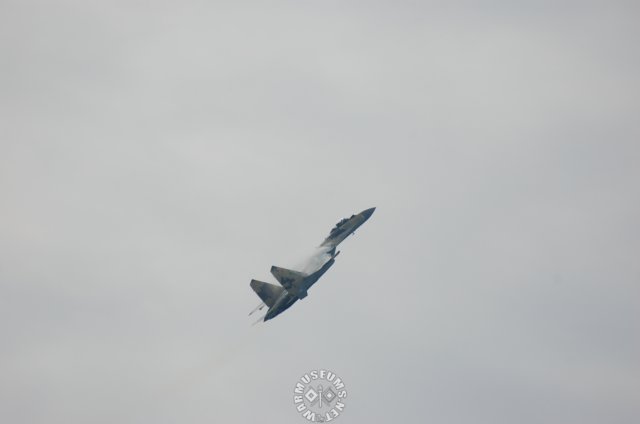 su302.jpg