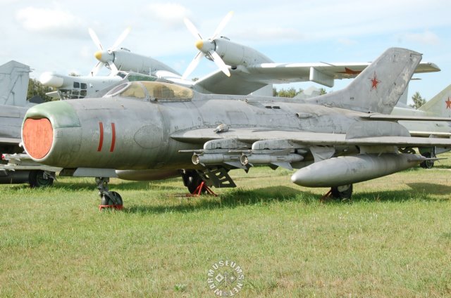 mig19pmfarmer.jpg
