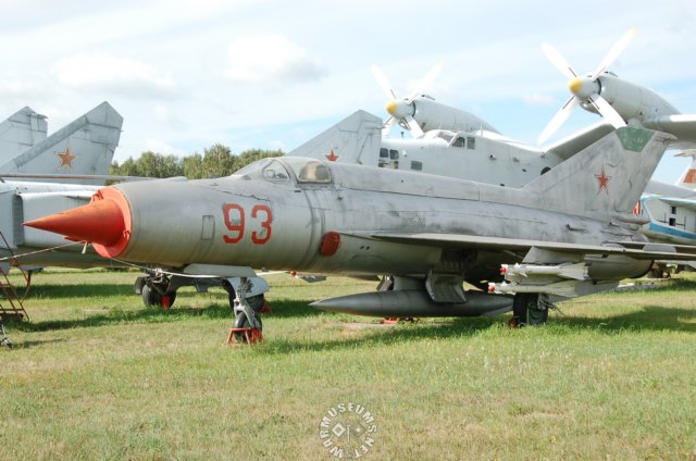 mig21pfsfishbed.jpg