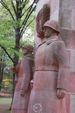 memorial2.jpg