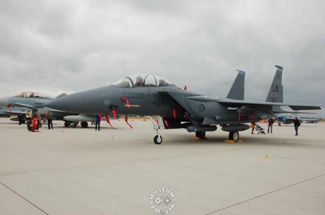 f15leftfrontview.jpg