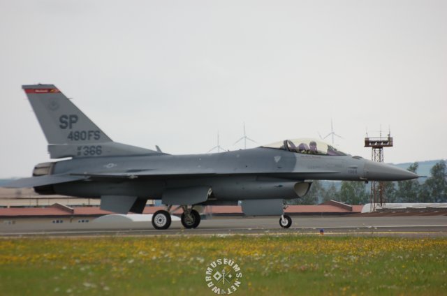 f1617.jpg