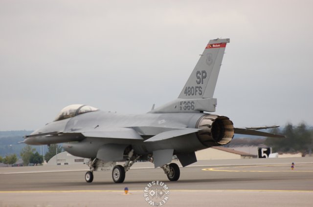 f165.jpg